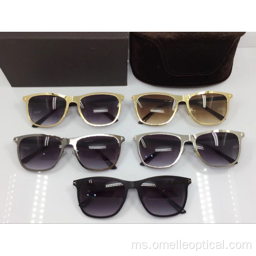 Perlindungan UV Memandu Sunglasses Cermin mata Hitam Lelaki Popular